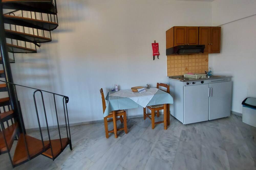 Menelaos Apartments Daratsos Dış mekan fotoğraf